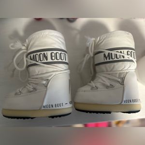 ICON JUNIOR WHITE NYLON MOON BOOTS